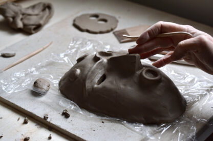 Workshop: Maskers van Klei - Een Creatieve Reis naar Jezelf. - Afbeelding 2